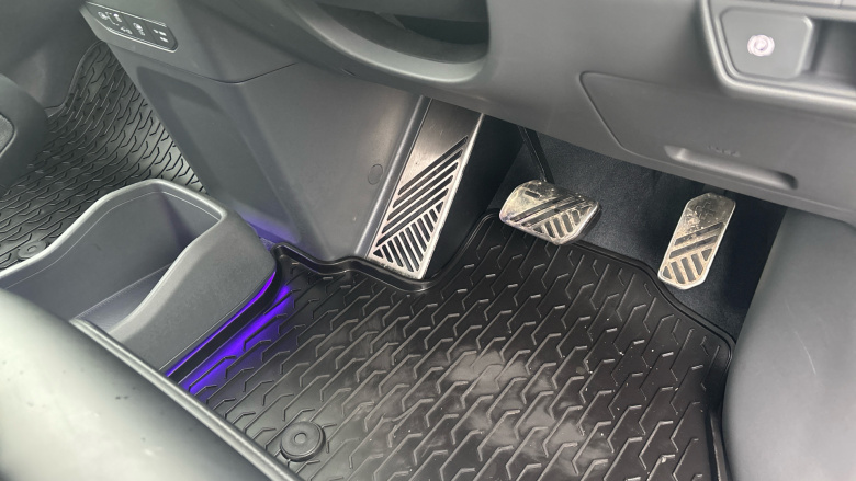 Kia EV9 282kW GT-Line S 99.8kWh AWD 5dr [7St] Auto Electric Estate